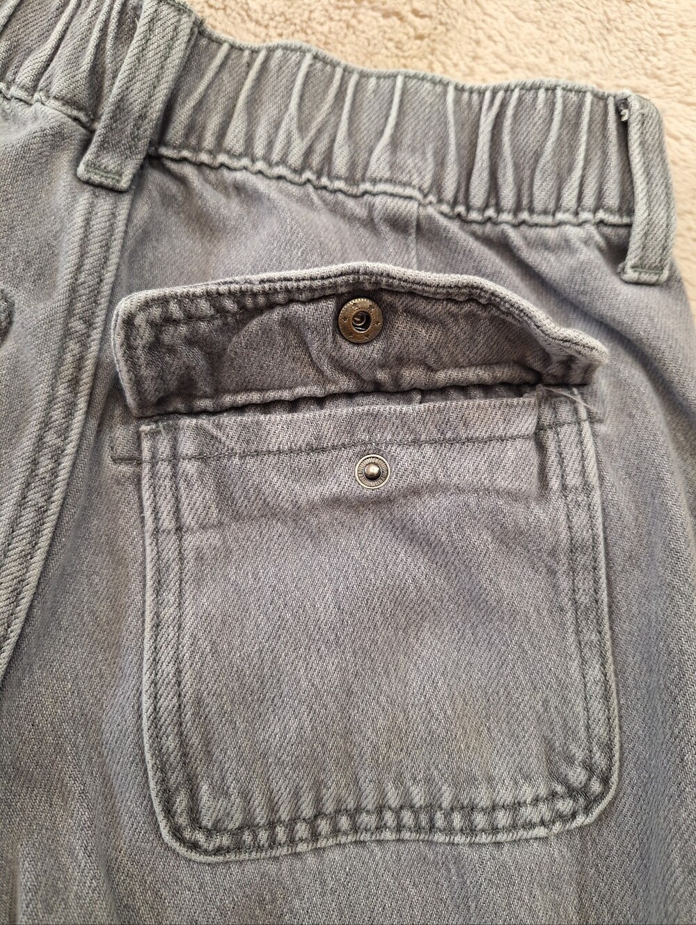 Aeropostale Mid-Rise Wide Leg Cargo Jeans Gray Denim XS - Picture 6 of 9